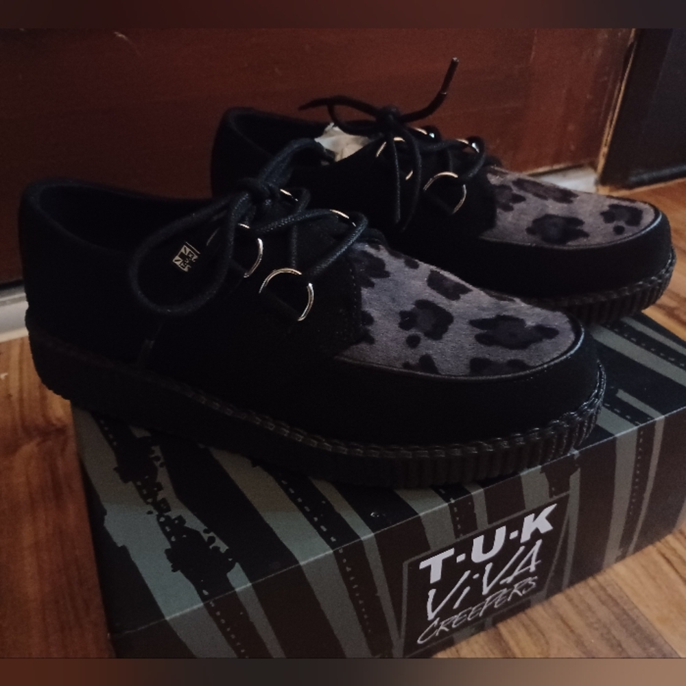 T.U.K Unisex Black and Gray Leopard Creepers